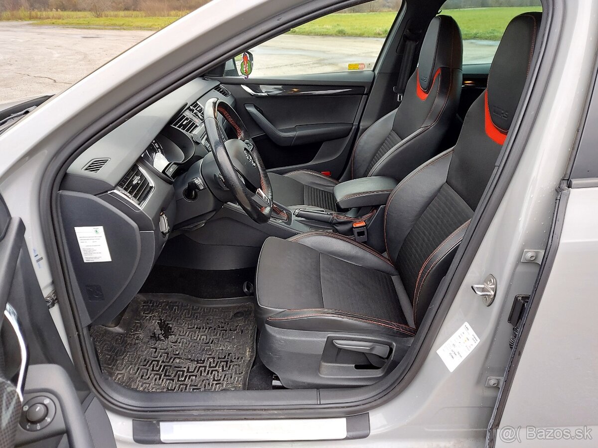 Škoda Octavia Combi 2.0 TDI DPF RS DSG - 9