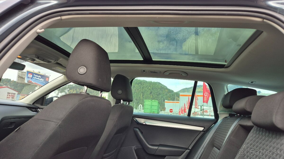 Škoda Octavia Combi 2.0 TDI Style DSG EU6 - 9