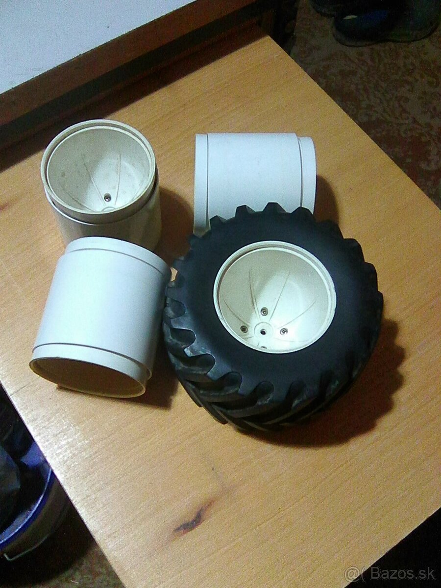 RC Auto Graupner BIG GRIZLY 4WD. - 9