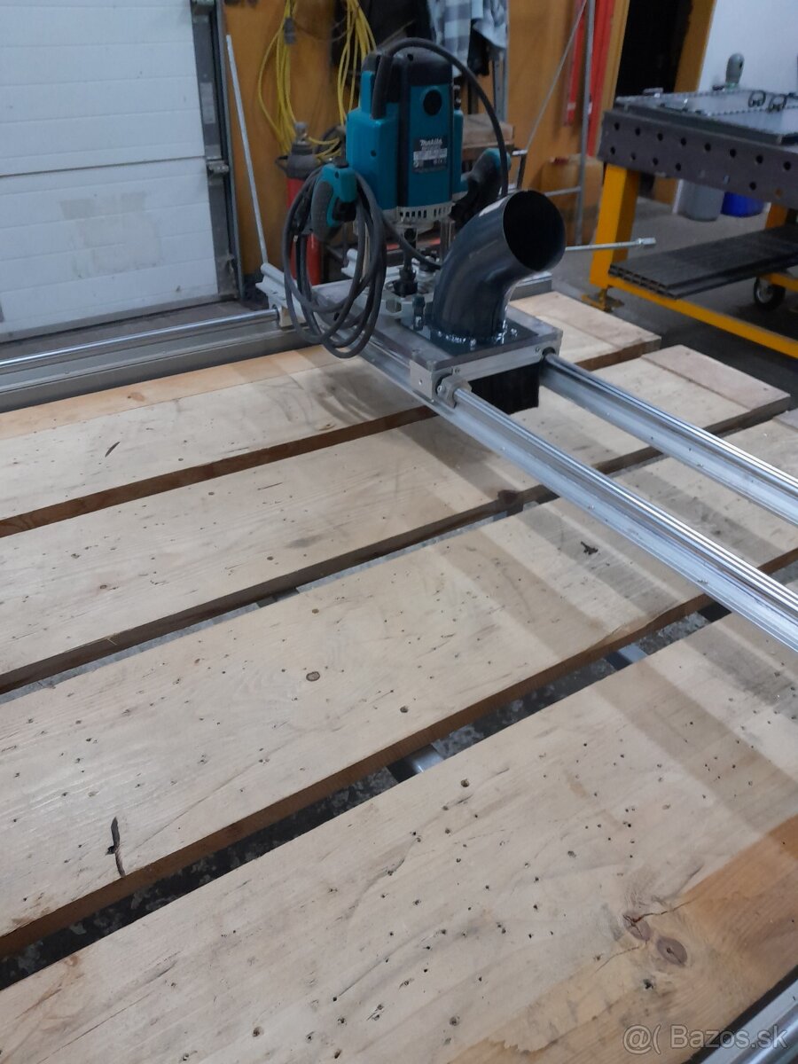 Frezovaci stôl - 9