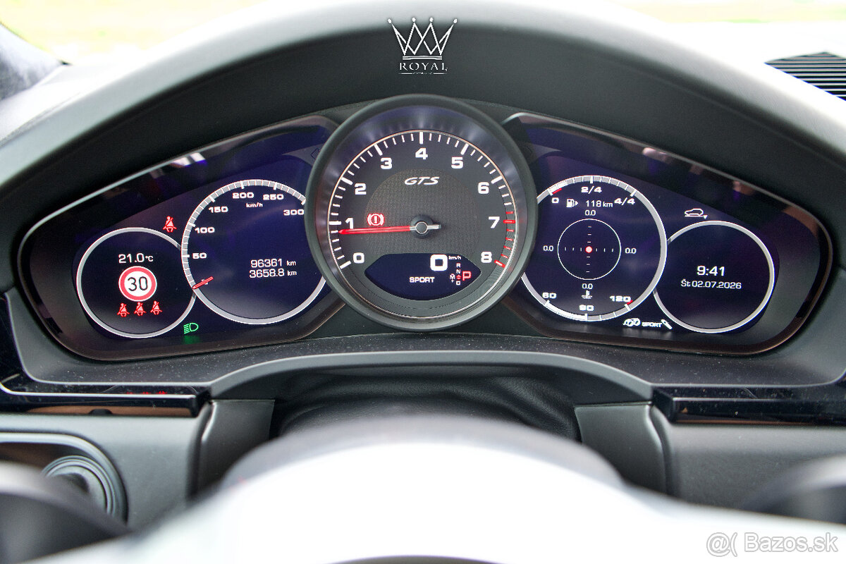 Porsche Cayenne GTS 4.0 V8 Black Edition DPH - 9