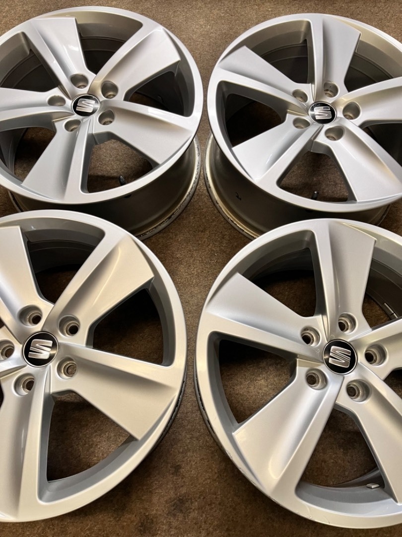 5x112 R17 originál alu disky Seat Leon - ET 51 - 9