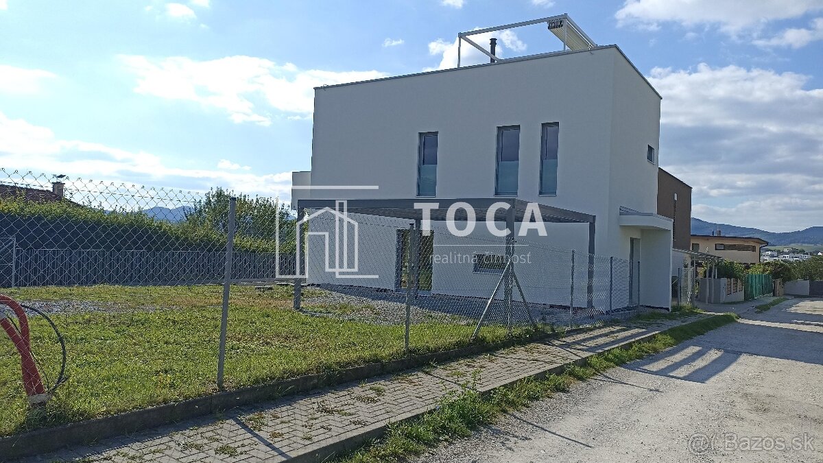 TOCA real - predaj - štýlový dvojpodlažný RD v obci Hôrky - 9