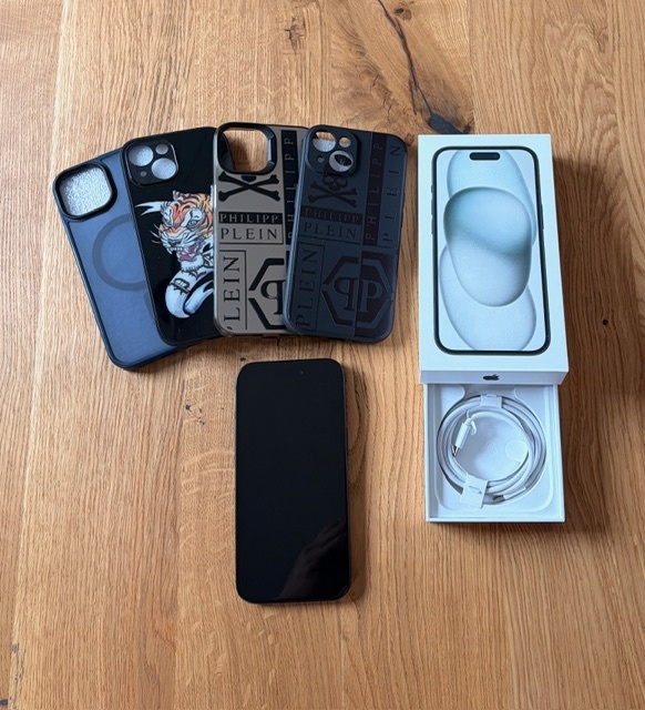 IPhone 15 128 GB čierny - 9