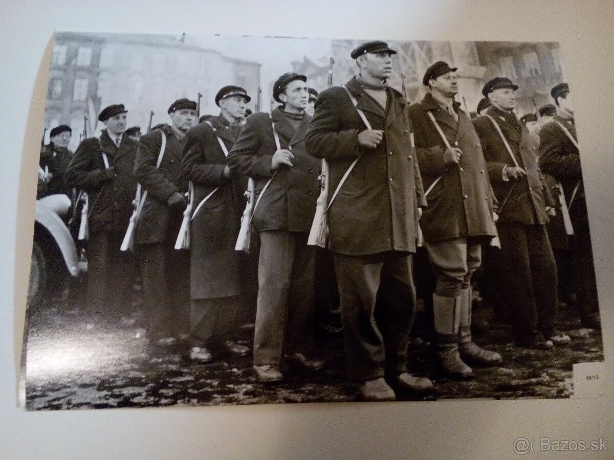 staré foto z čias socializmu / transparent - 9