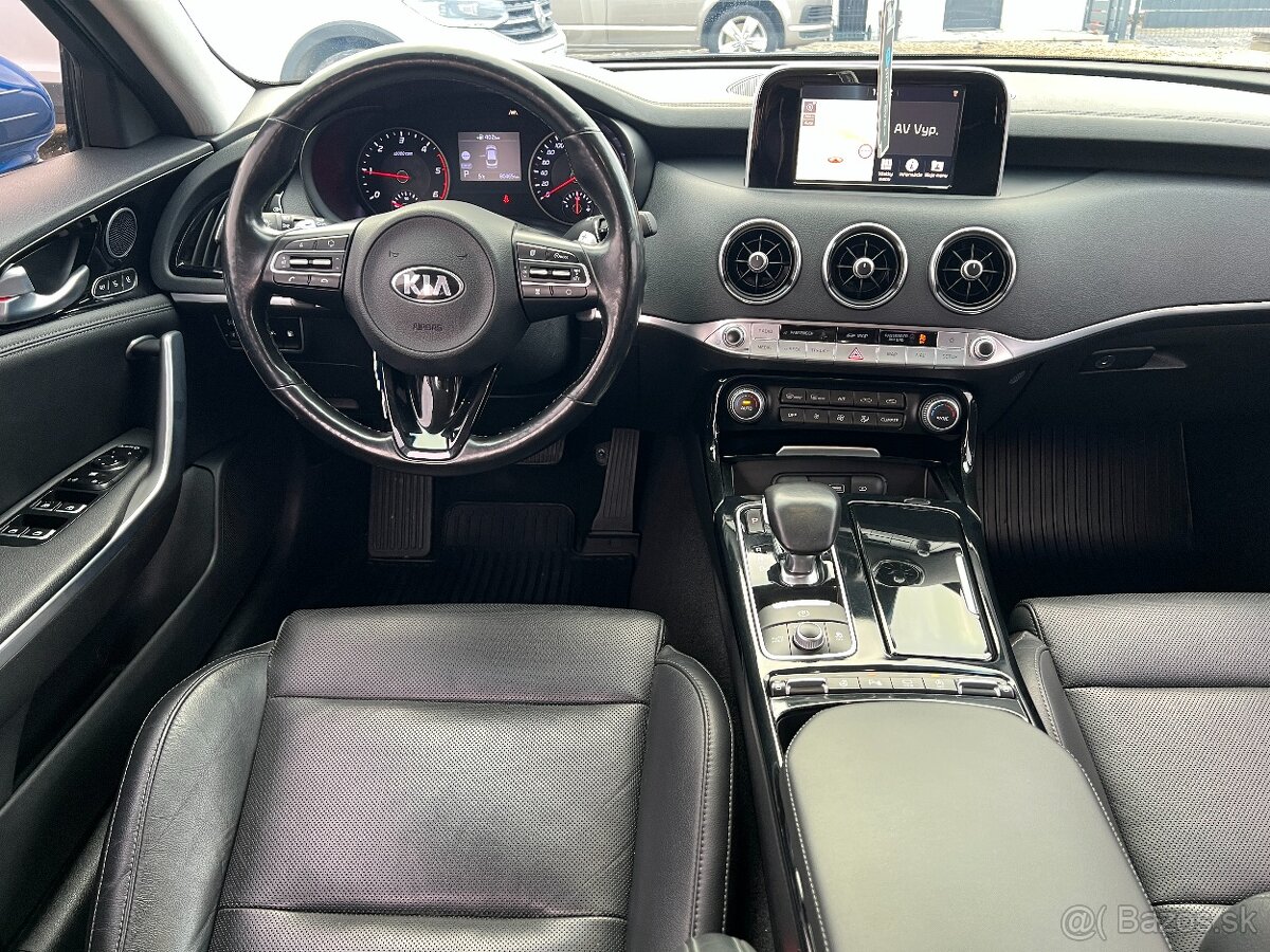 Kia Stinger Platinum A/T - 9