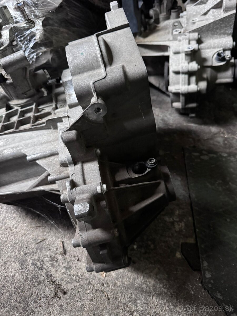 Motor Prevodovka skoda fabia 2016 r 1.0 - 9