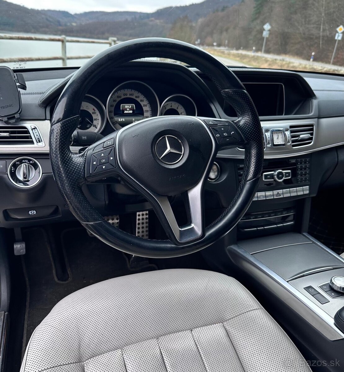 Mercedes Benz E500 W212 - 9