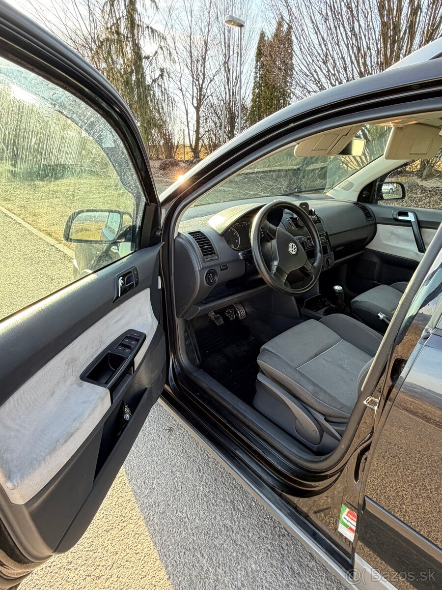 Volkswagen Polo 1.4TDI - 9