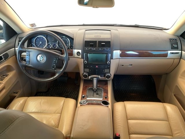 Volkswagen Touareg 3.0 V6 TDi 176 kW 2009 - 9