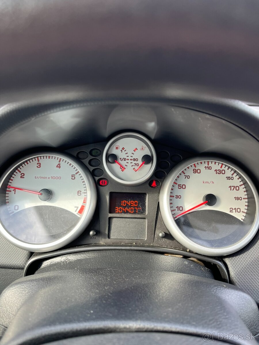 Peugeot 207 1.4e Benzín, 2009, 54 kW, 304407 km - 9