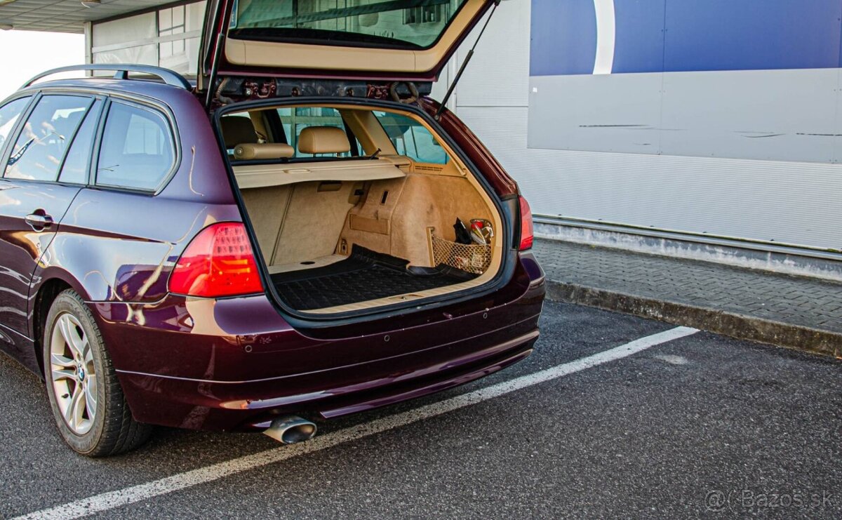 BMW Rad 3 Touring 320d xDrive A/T - 9