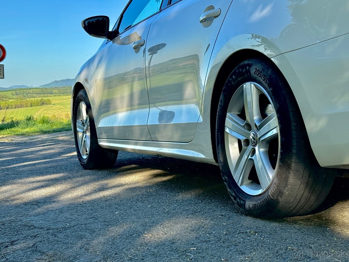 Volkswagen Jetta len 122tis km - 9