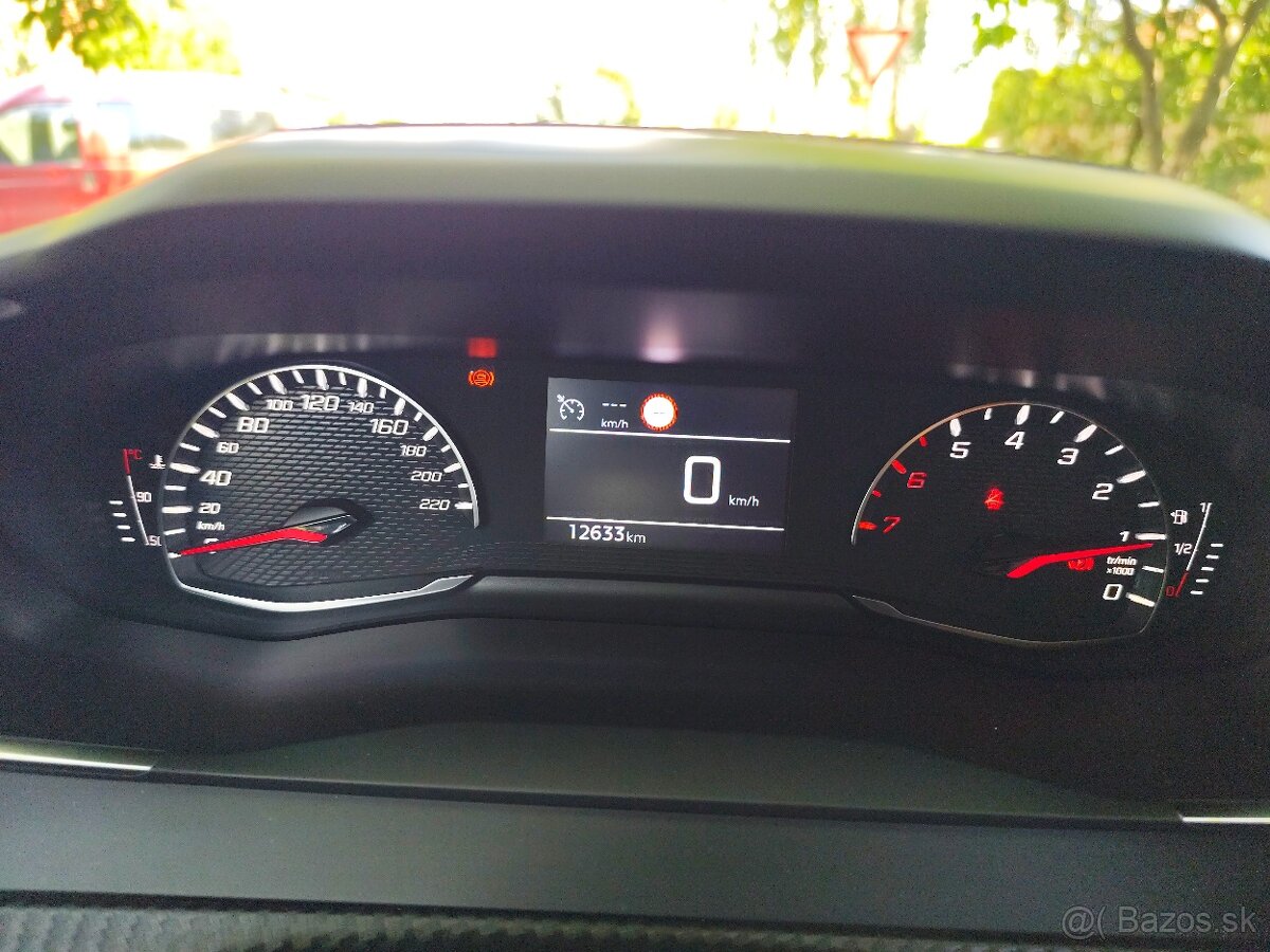 Peugeot 208 1.2 PureTech M5 - 9