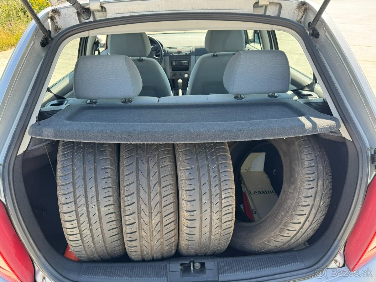 Škoda Fabia 1.4 MPI - 9