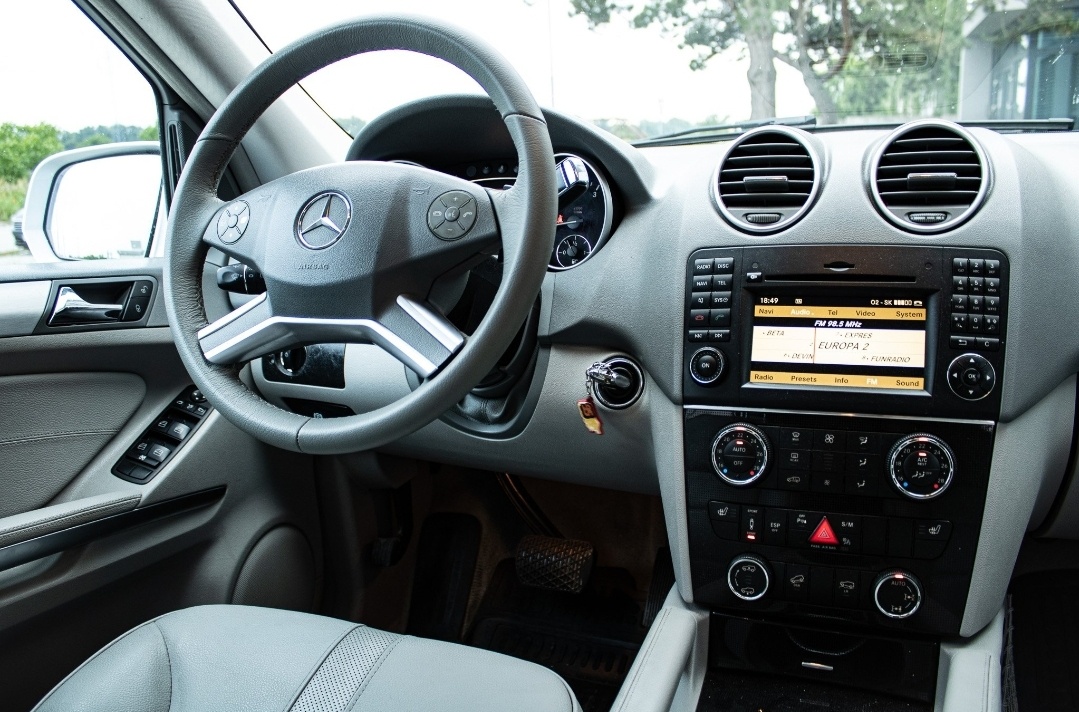 Mercedes-Benz ML 450 CDI - 9