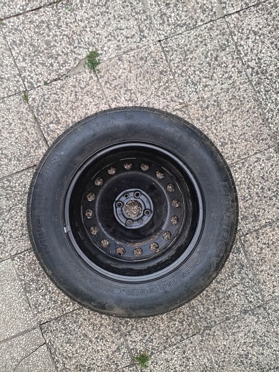 DOJAZDOVÉ KOLESÁ - REZERVY - 9