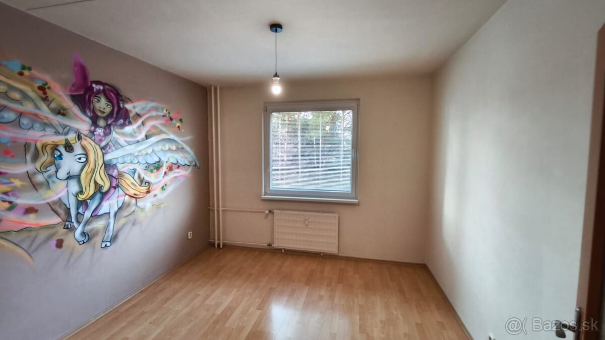 3 izbový byt Zvolen Zlatý Potok + garáž - 9