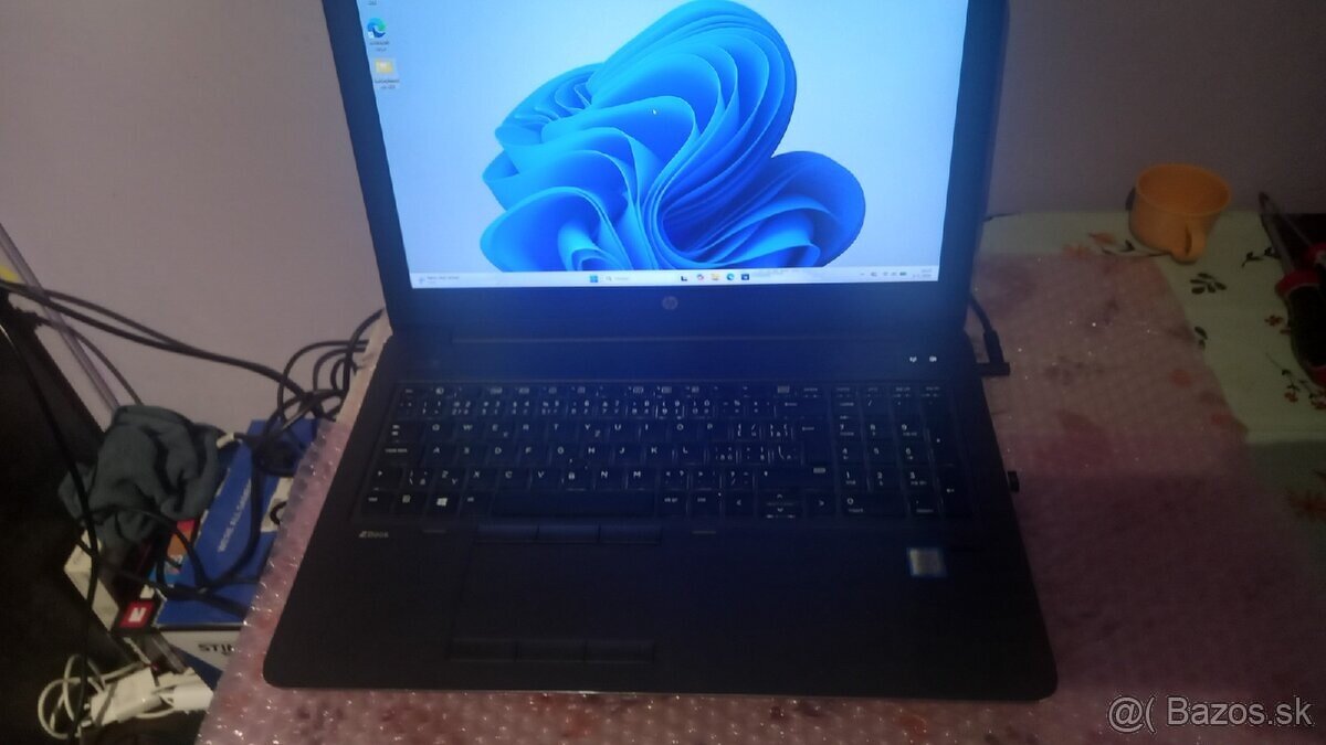 HP ZBOOK 15 G3 - 9