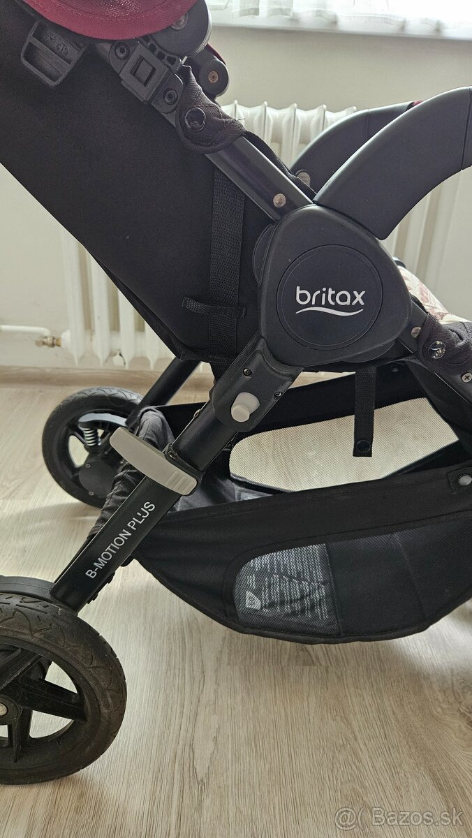 Britax b-motion + - 9