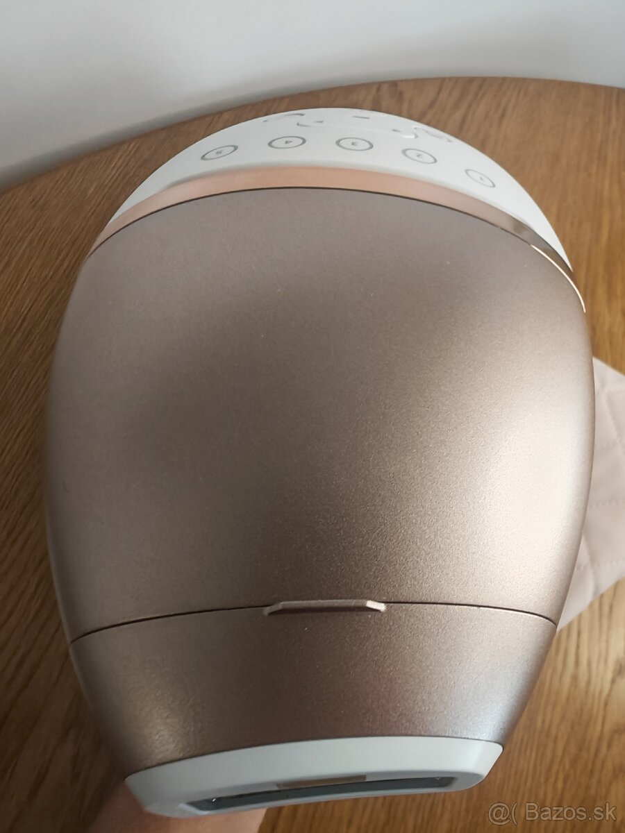 IPL depilátor Philips Lumea IPL 9900 Series SenseIQ BRI973/0 - 9