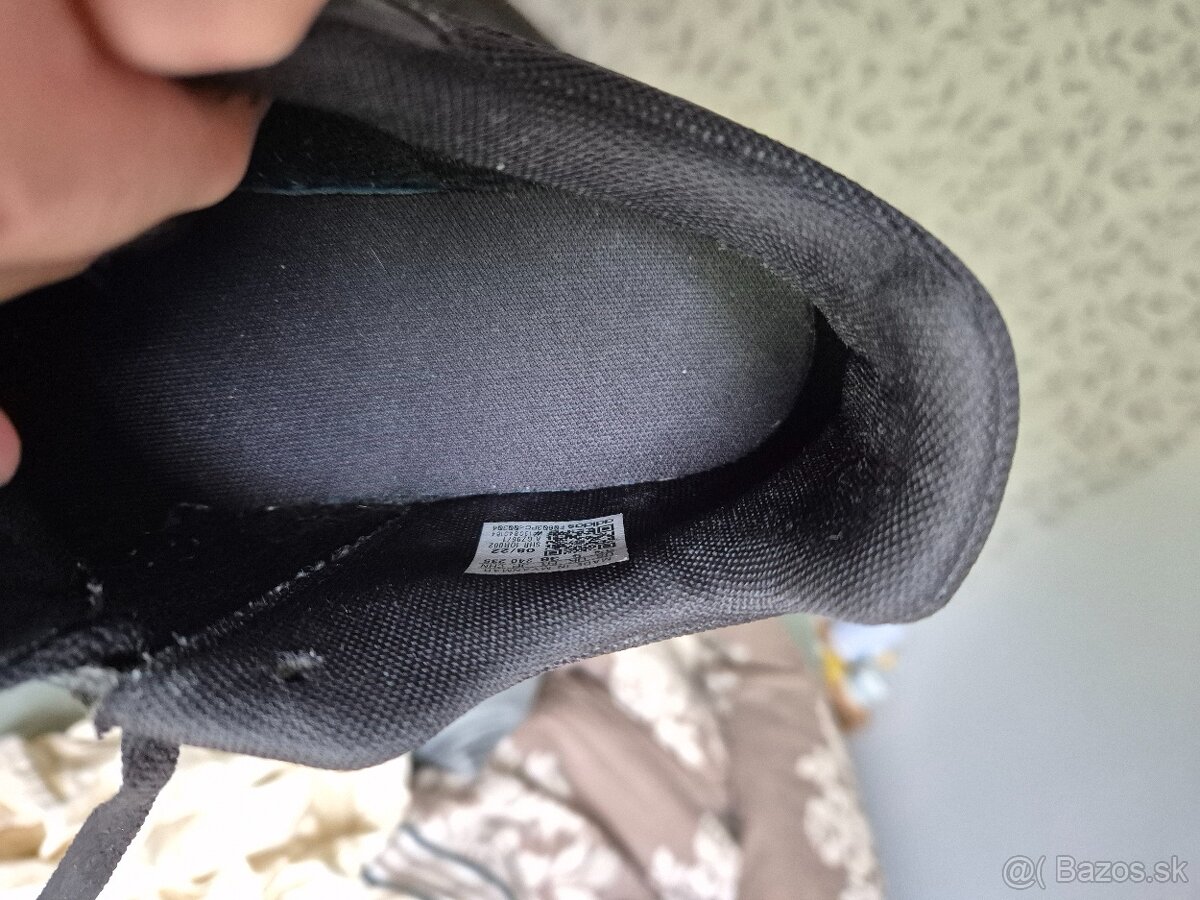 Čierne tenisky Adidas HOOPS 3.0, veľkosť 38 - 9