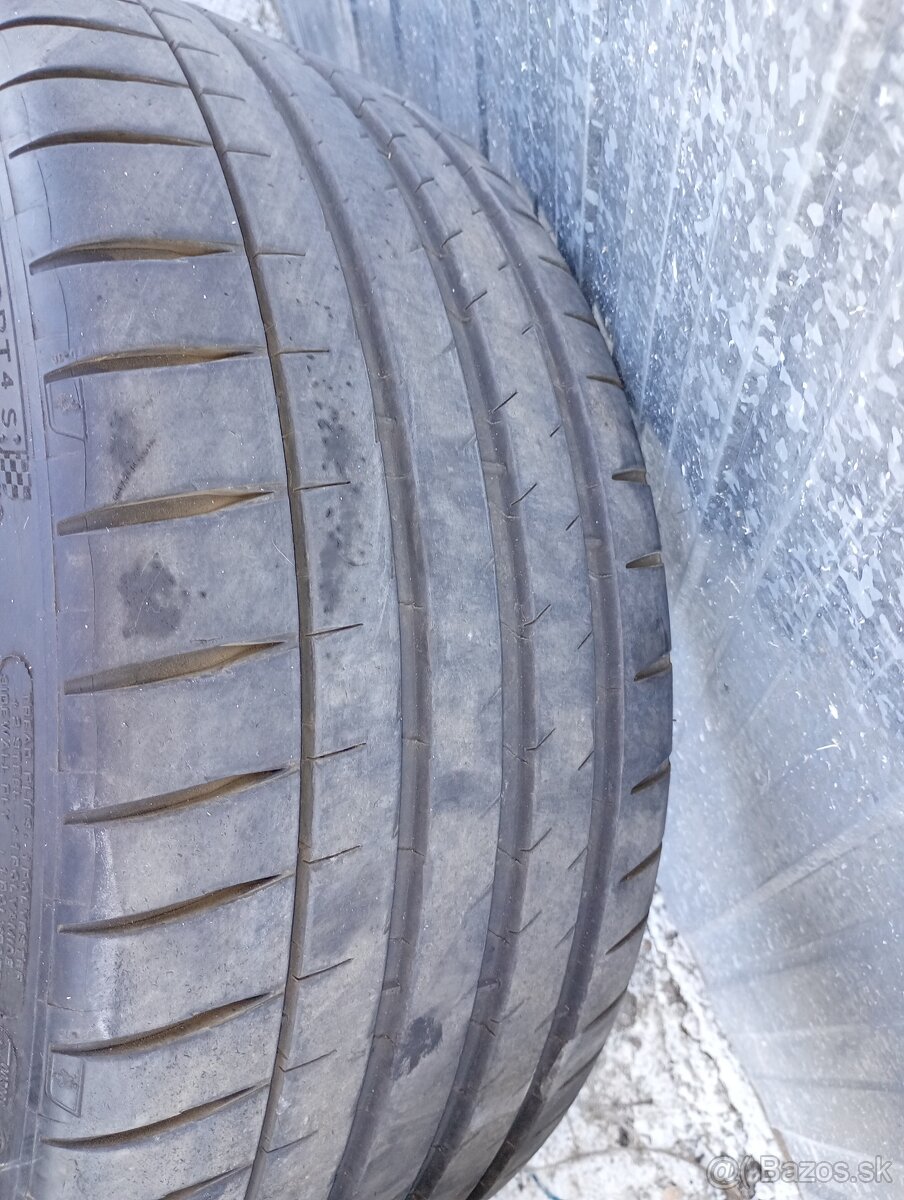 Predám letné pneumatiky Michelin R20 - 9