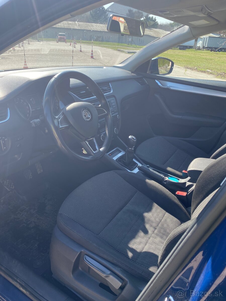 Škoda Octavia 3 combi 2.0TDI 110KW - 9