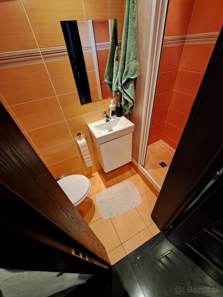 Na PREDAJ 5i NOVOSTAVBA Rodinného domu GAJARY - 9