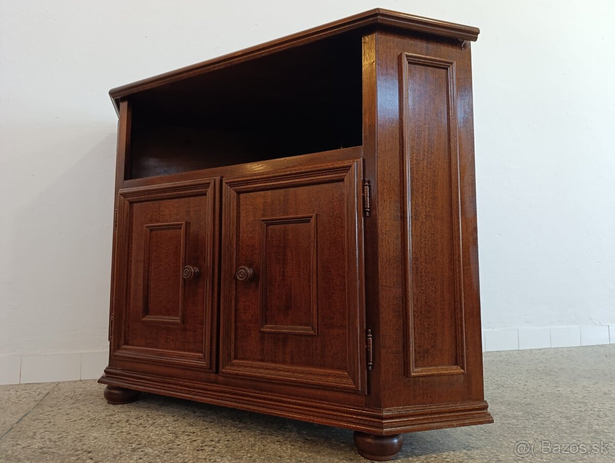 Rustikální rohová komoda, nábytek z masívu - 9