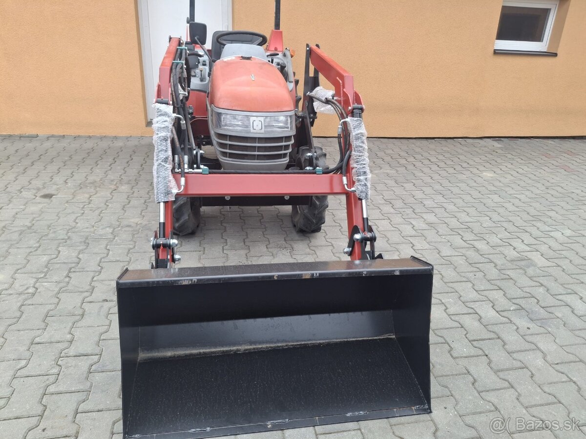 Malotraktor Yanmar AF17 nakladač - 9