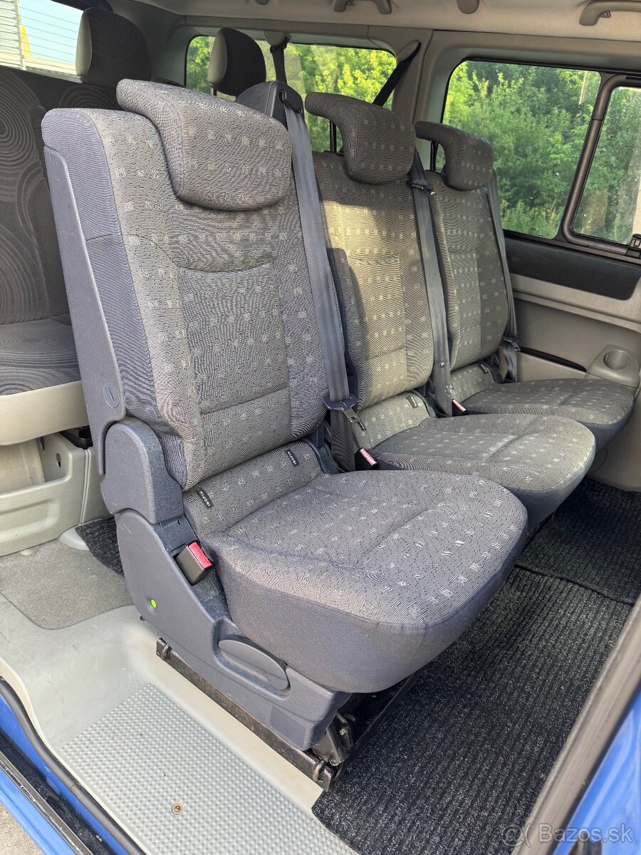 RENAULT TRAFFIC BUS LONG - 9