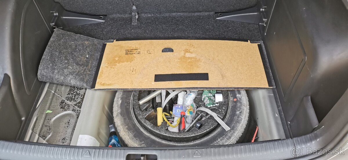 Škoda rapid spaceback 1.2tsi - 9