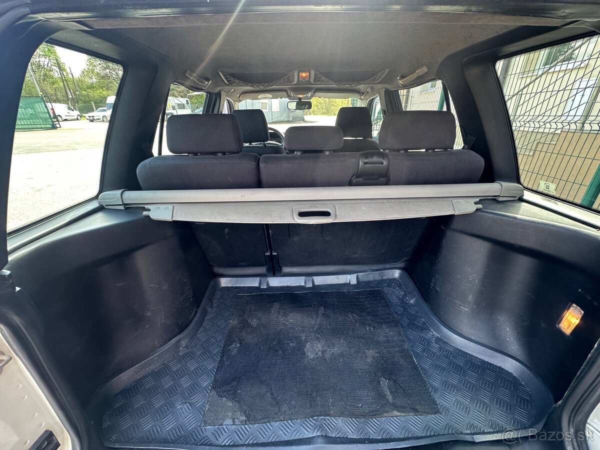 Land Rover Freelander 2,0d - 9