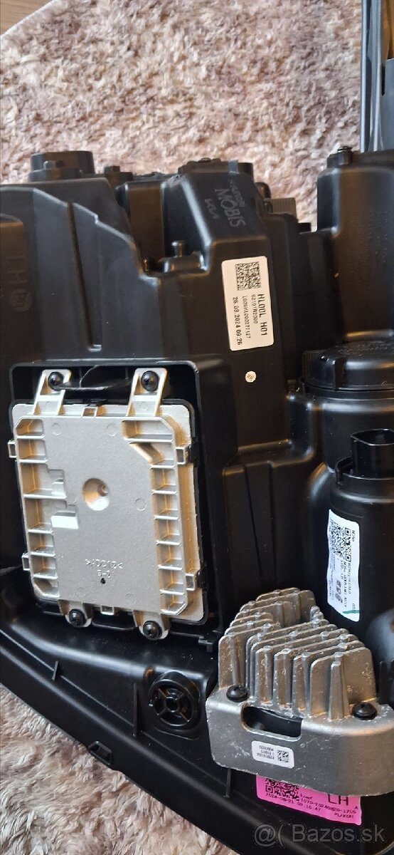 Predné svetlá kia  sportage - 9