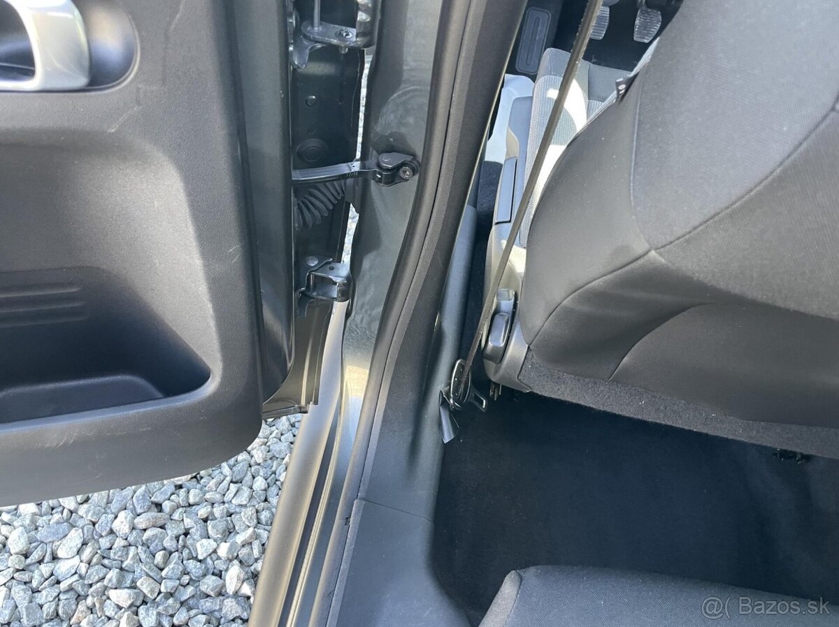 Citroën C4 Cactus 1.6HDi 100PS CACTUS TOP STAV - 9