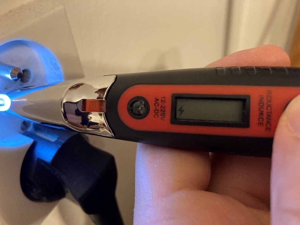 Skúšačka napätia kontaktná/bezkontaktná HAKEL - 9