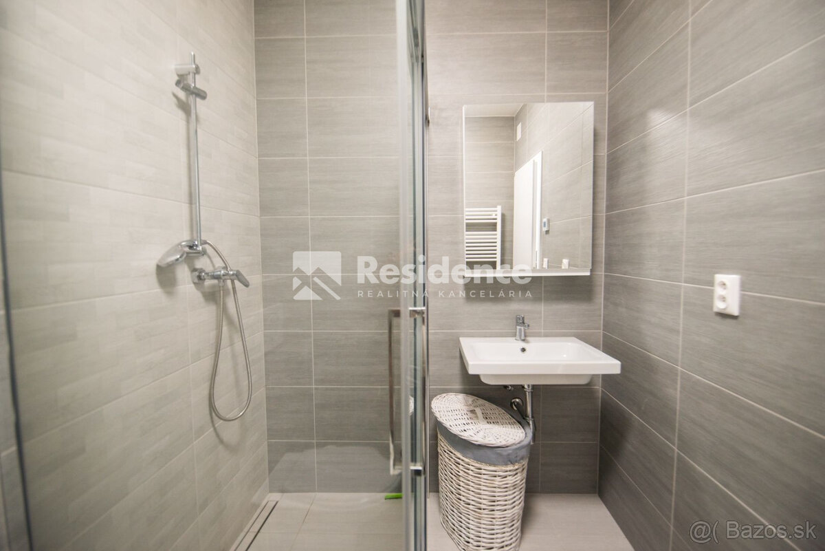 Moderný byt s terasou na prenájom - Victory Port Palúdzka - 9