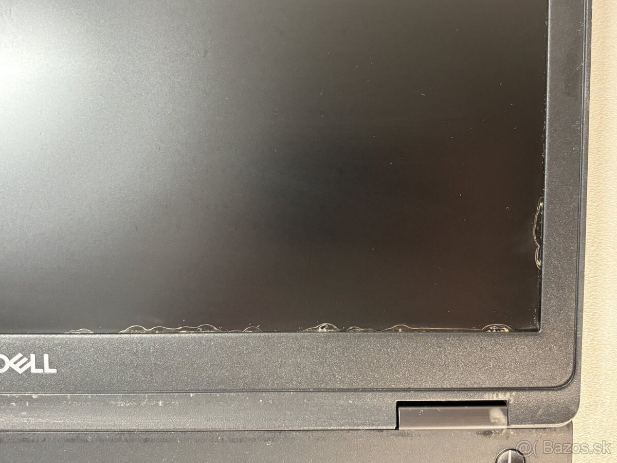 #107 Dell Latitude 5590/i5 8350U/32GB DDR4/256GB SSD - 9