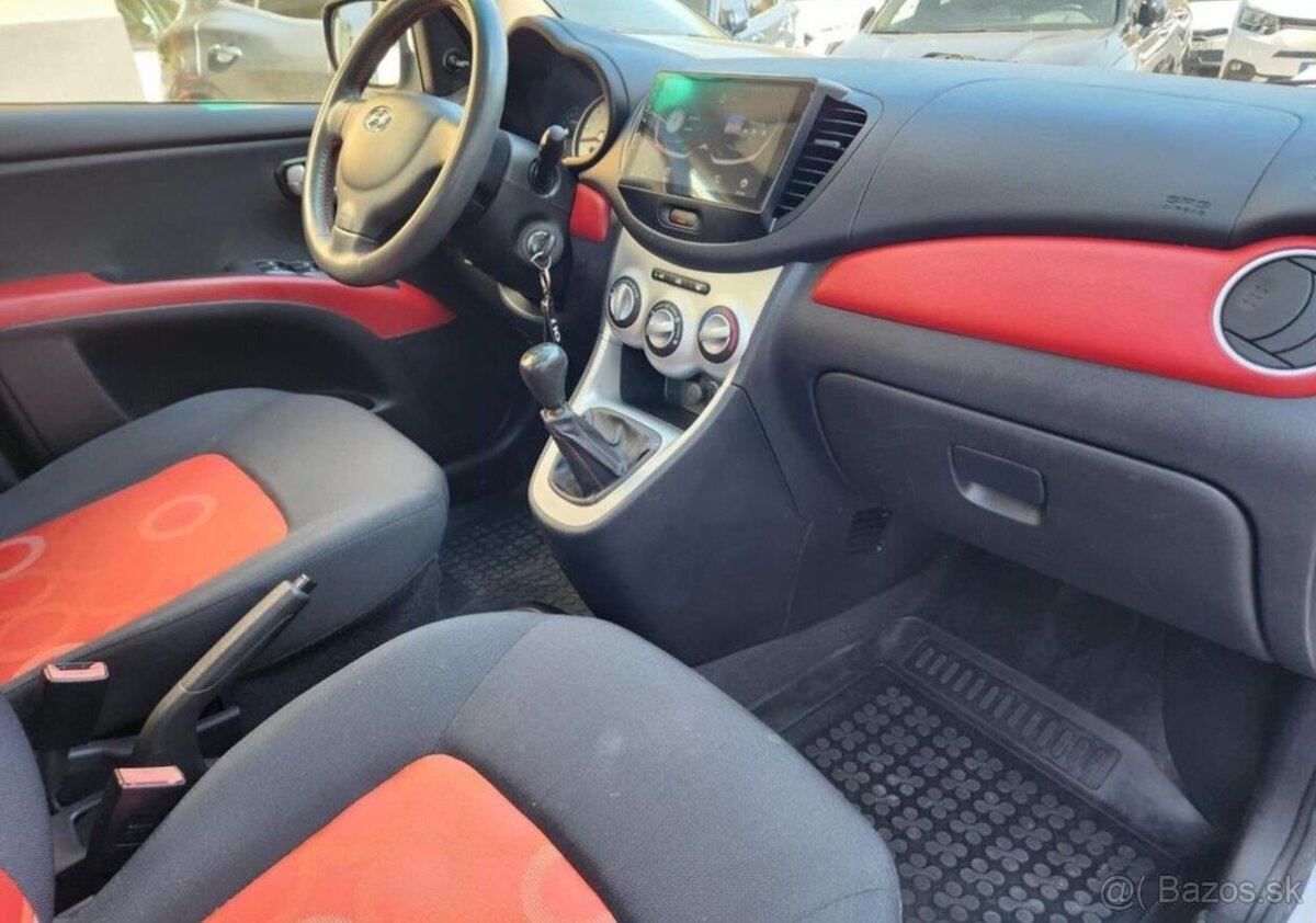 Hyundai i10 1.0-KAMERA-KLIMA - 9