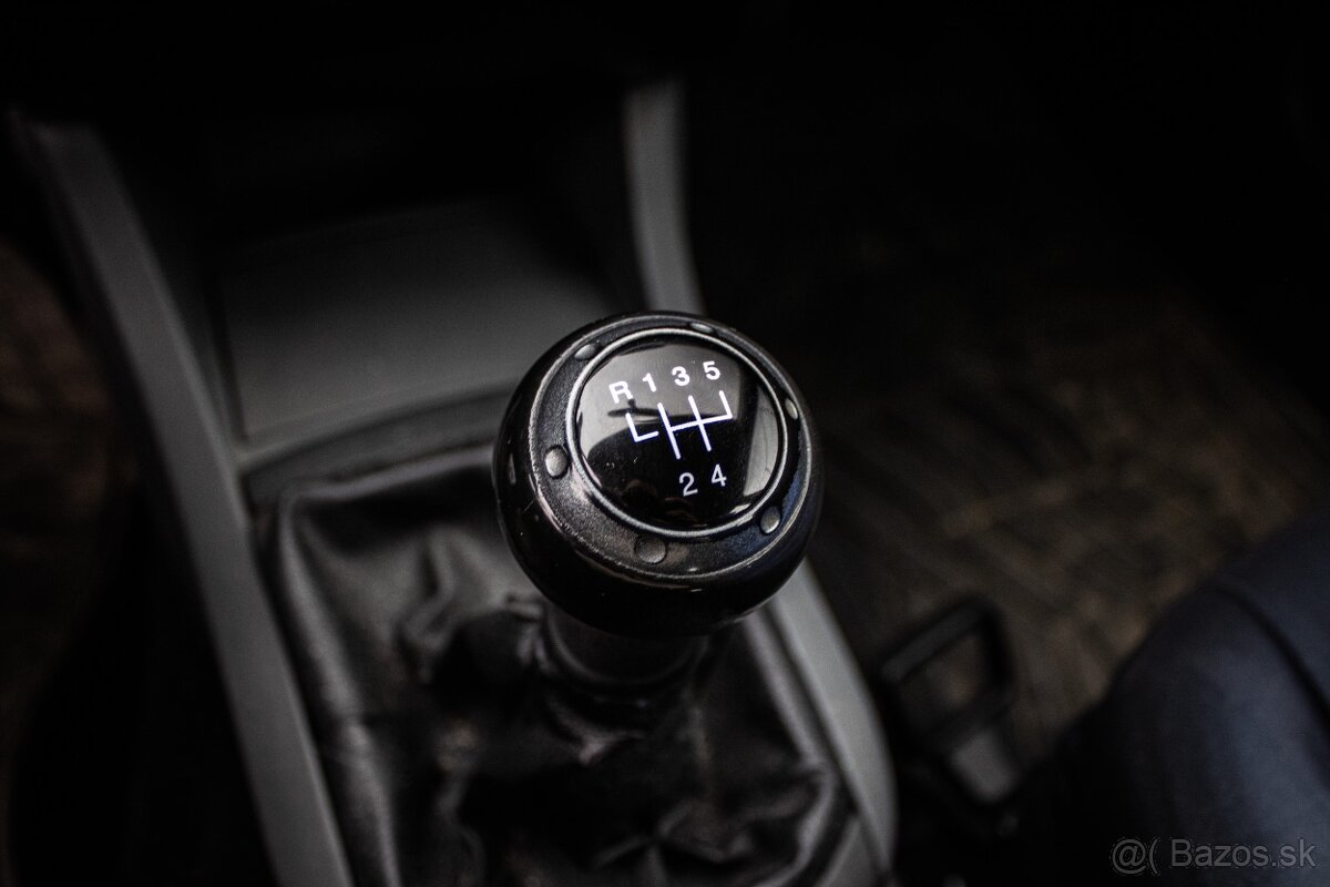 Seat Cordoba 1.4 16V Reference, 55kW, M5 - 9