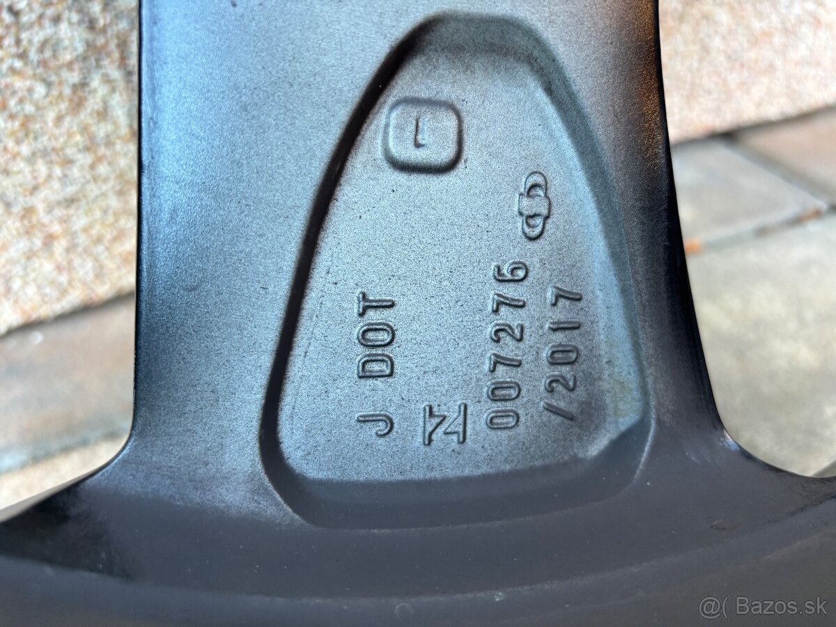 Toyota Rav4 5gen originál alu sada 18” - 9