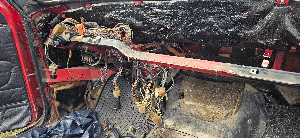 Lada Niva - rôzne náhradné diely - 9