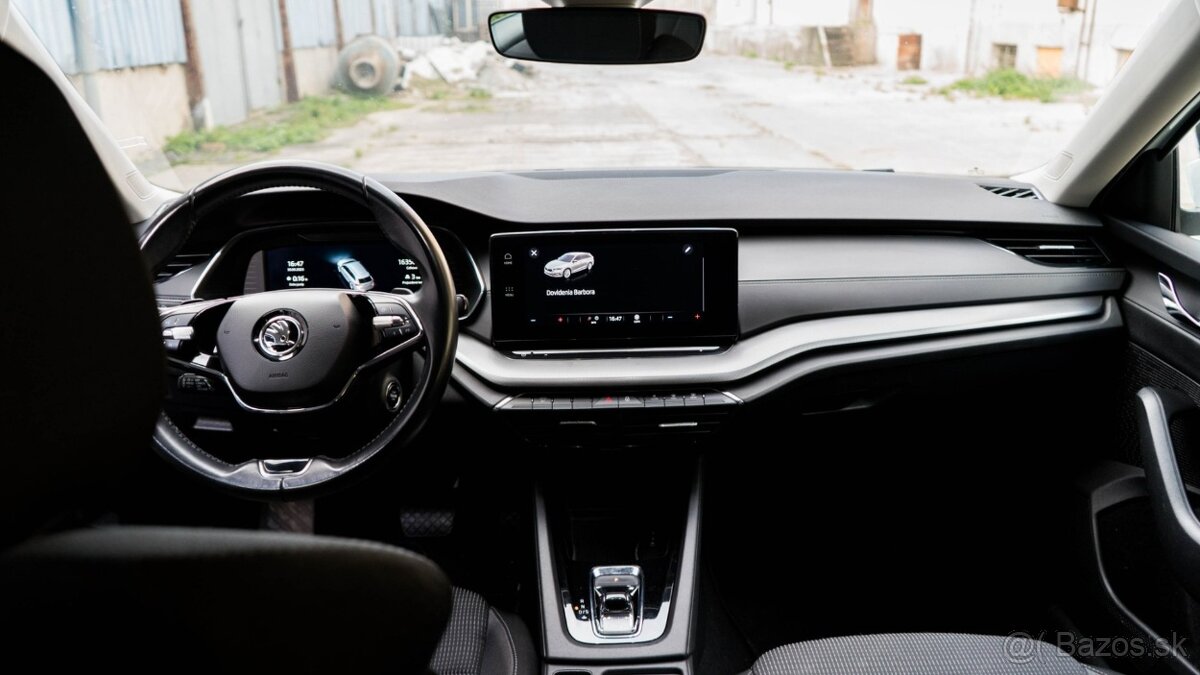 Škoda Octavia Combi 2.0 TDI Style A/T DSG - 9