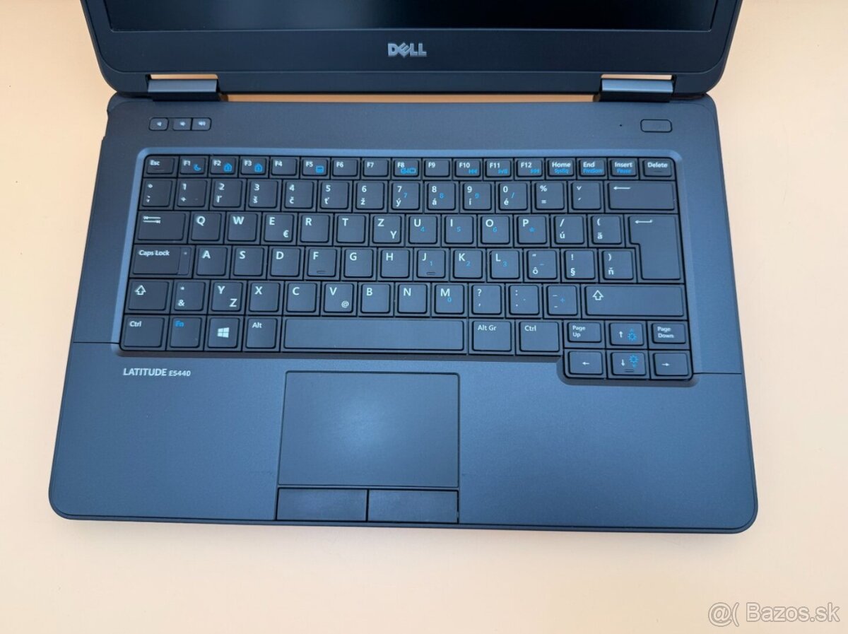 Dell Latitude E5440 / i5 / 8GB RAM / 256GB SSD / NVIDIA - 9