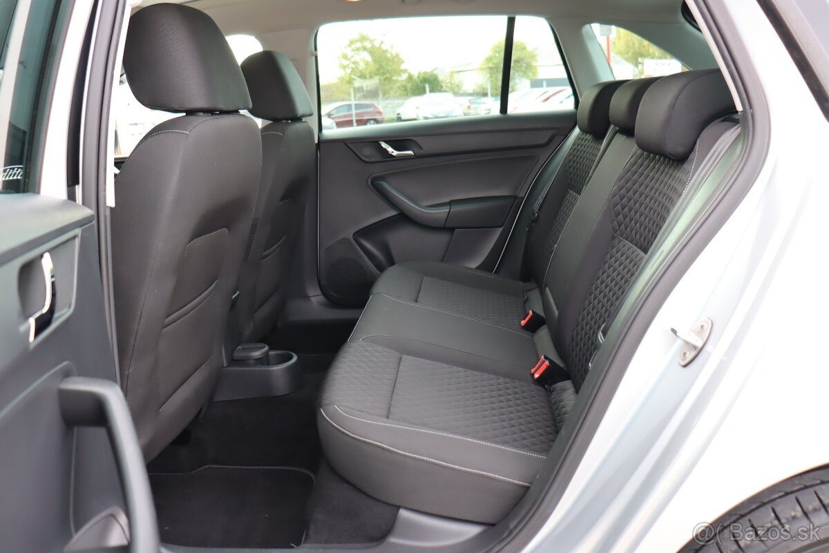 Škoda Rapid Spaceback SB 1.2 TSI 90k Edition DSG - 9