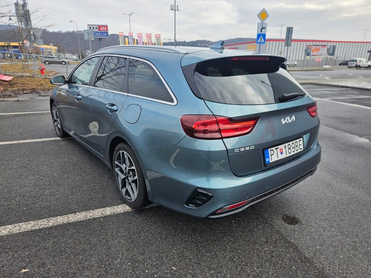 Kia Ceed SW 1.6 CRDi mHEV Gold A/T - 9