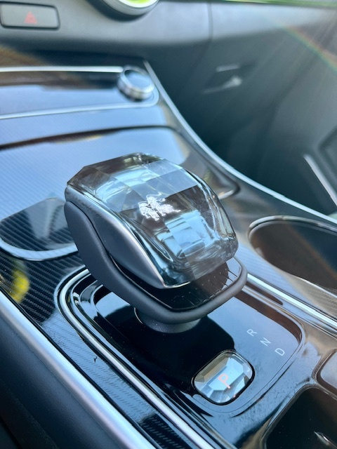 Nový Dongfeng Forthing T5 Evo HEV 1.5 A/T - 9