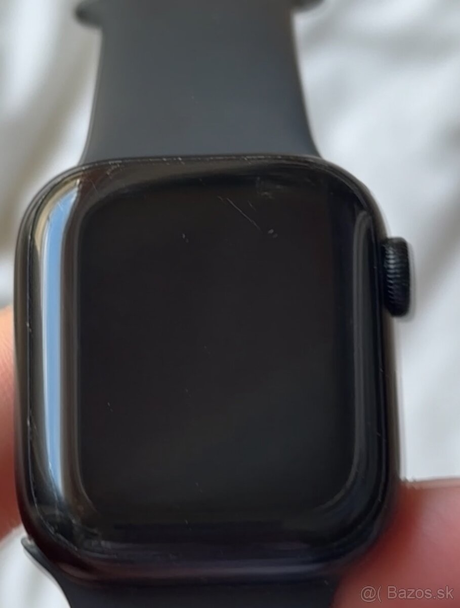 Apple Watch Series 7, 41 mm, GPS + Cellular, model MKHQ3FD/A - 9
