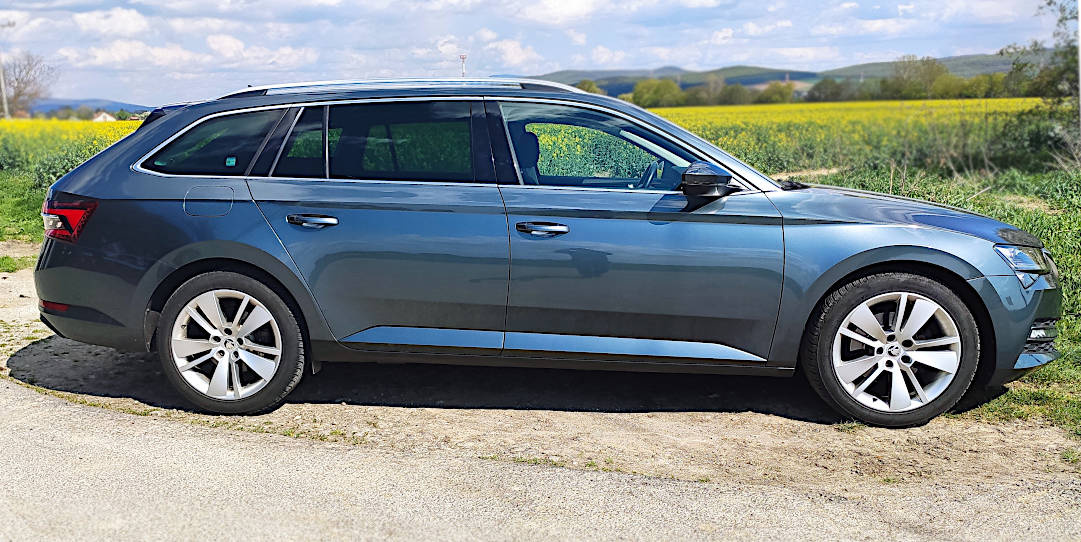 Škoda Superb Combi 2.0 TDI 140kW DSG - 9